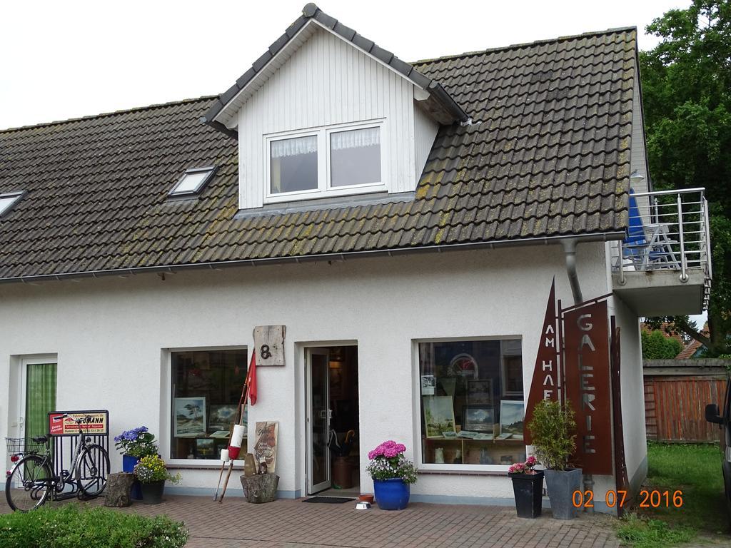 Galerie Am Hafen Zingst Exterior foto